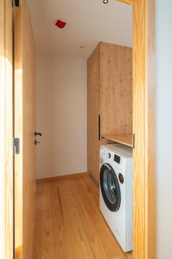 Luxurious Bright Flats - Ace Location * Oporto