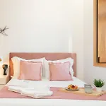 Luxurious Bright Flats - Ace Location