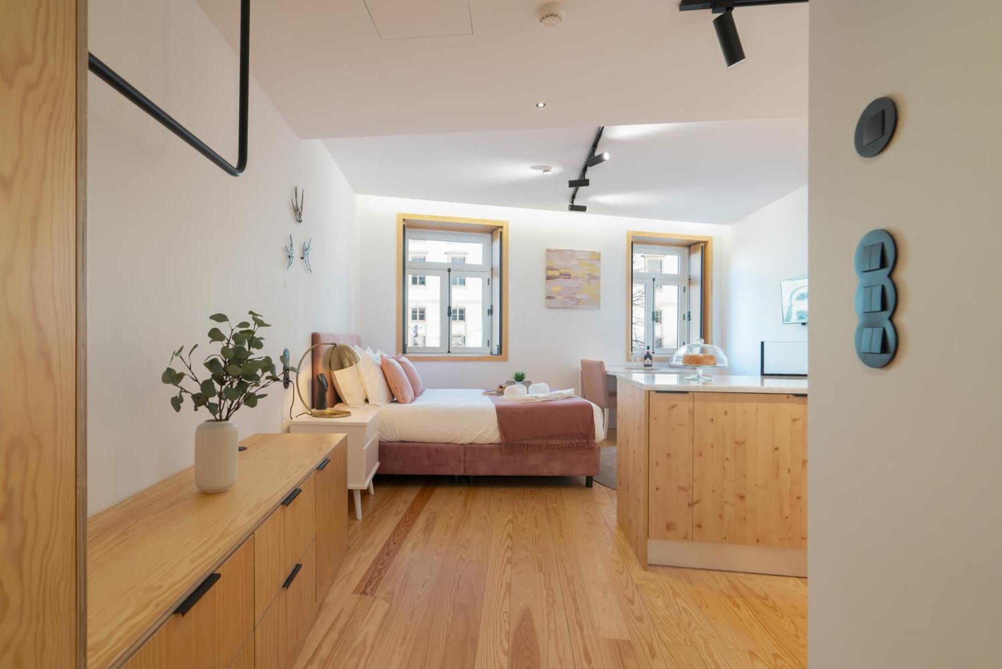 Apartament Luxurious Bright Flats - Ace Location